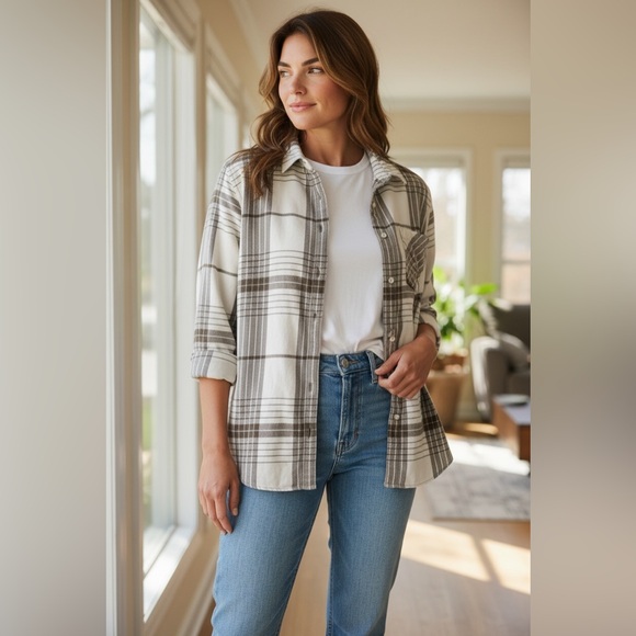 Banana Republic Tops - Banana Republic Women’s Neutral Plaid Flannel Button-Up Shirt - Brown & Cream XL